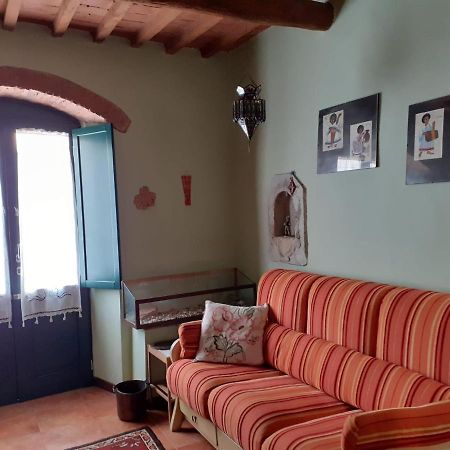 Casa Di Nonno Gio Villa Vecchiano Luaran gambar