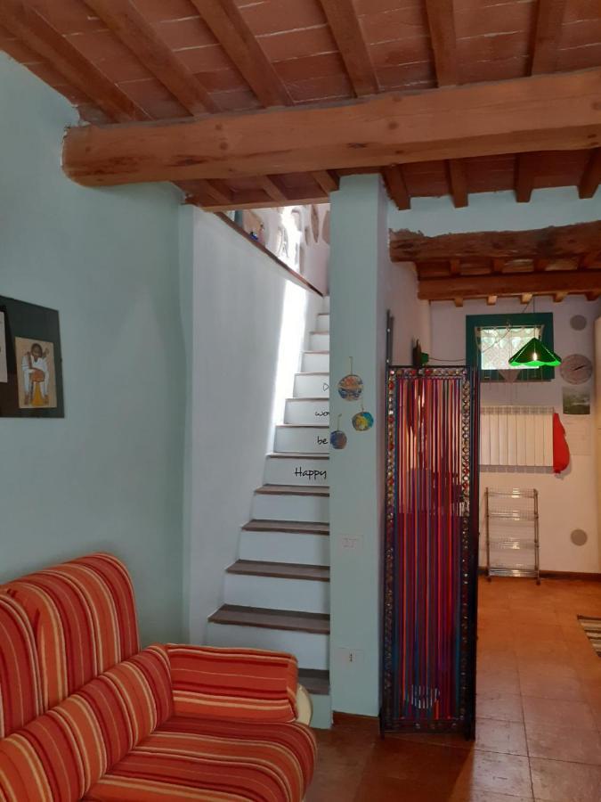 Casa Di Nonno Gio Villa Vecchiano Luaran gambar