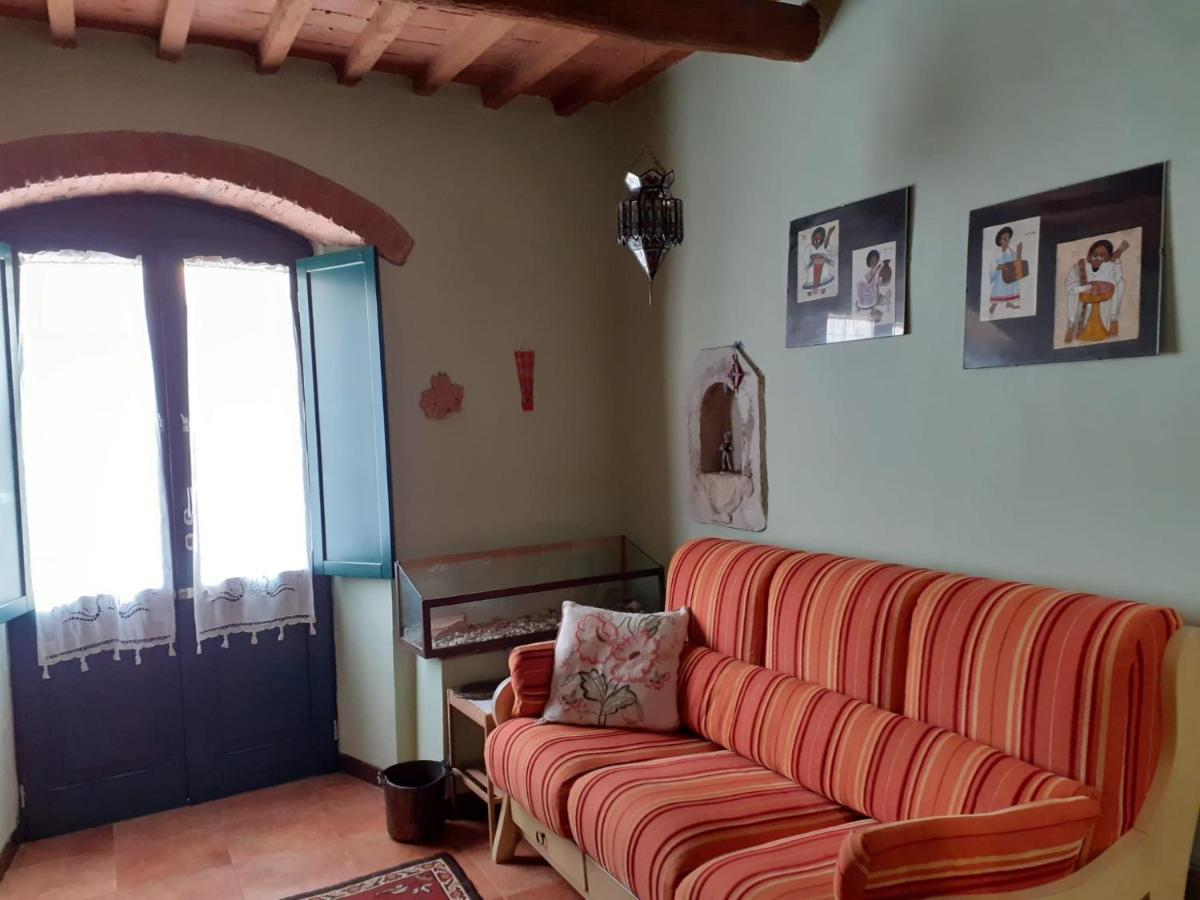 Casa Di Nonno Gio Villa Vecchiano Luaran gambar